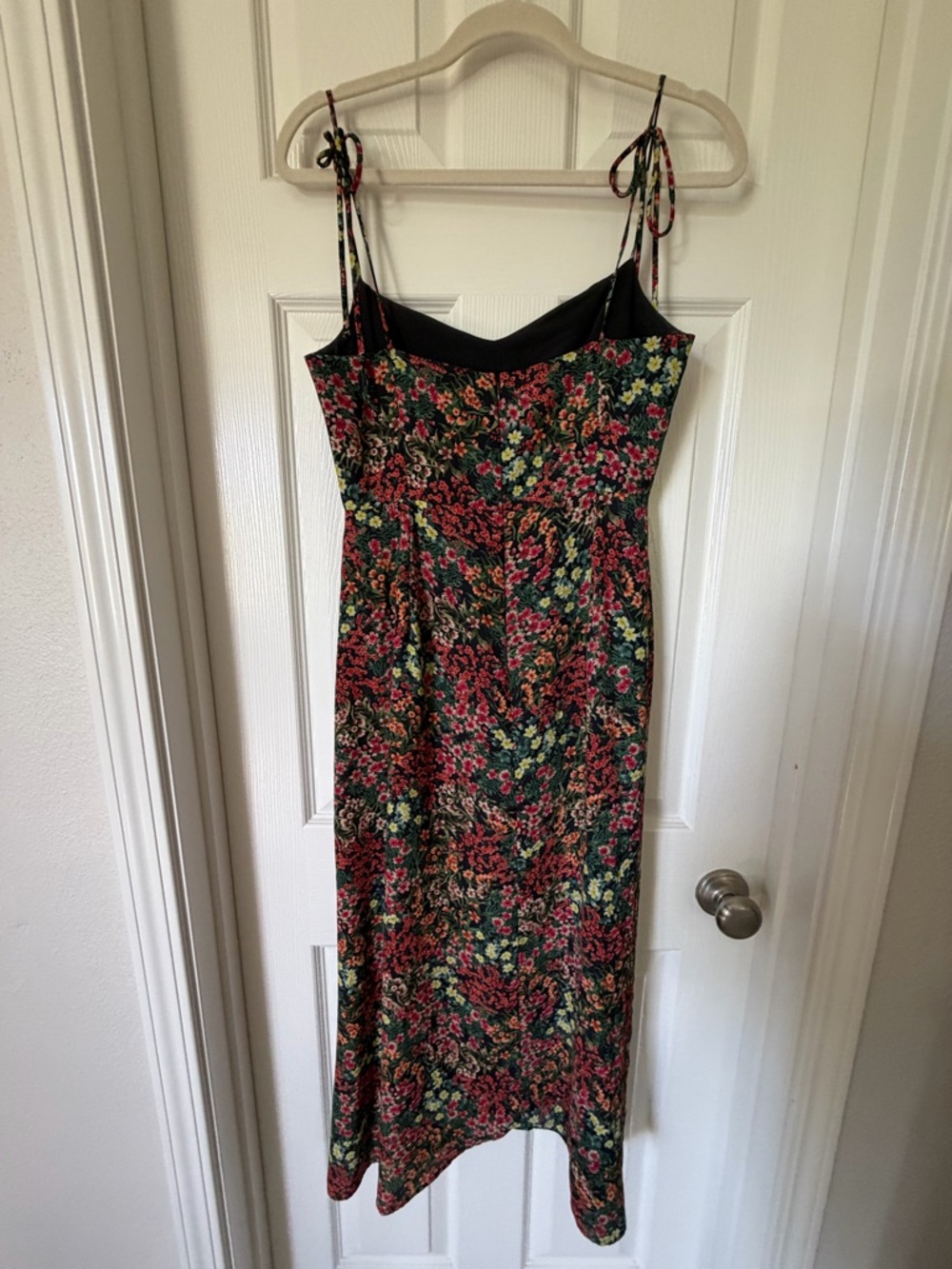Park & Fifth Willow Dress - Picture 7 of 9